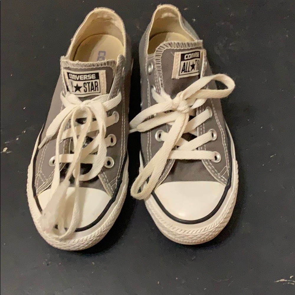 Grey converse